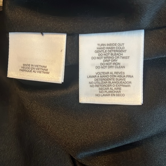 Kasper sleeveless top, black and grey with silver threads running throughout. - Picture 7 of 8